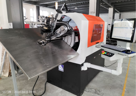 Filo da 0,3 - 2,5 mm che forma macchina multifunzione per la produzione di molle CNC con servoazionamento