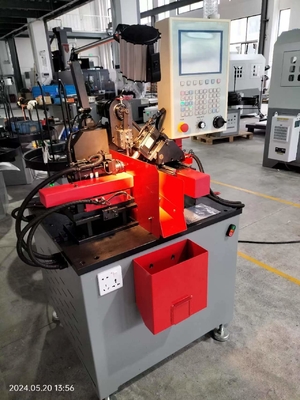 Macchina ad alta velocità dell'inserto filettato del cavo, boccola della vite M4-M10 che fa macchina