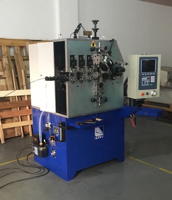 Sistemi di bobina destra e sinistra ad alte prestazioni per macchine per molle CNC