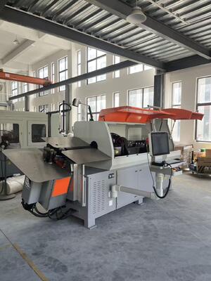 Macchina per la formazione di molle CNC a rotazione flessibile per molle a compressione a torre
