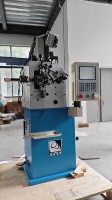 Macchina avvolgitrice a sei assi per molle Diametro filo 0,5-2,0 mm