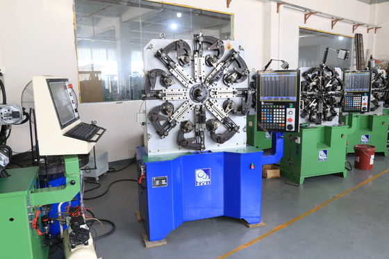 Sistemi di produzione rapida di molle elicoidali a camme per macchine automatiche per la produzione di molle