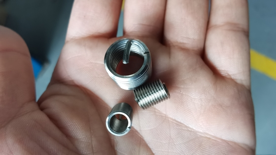 Macchina per inserire fili di filo di filo ad alta velocità, M2-M16