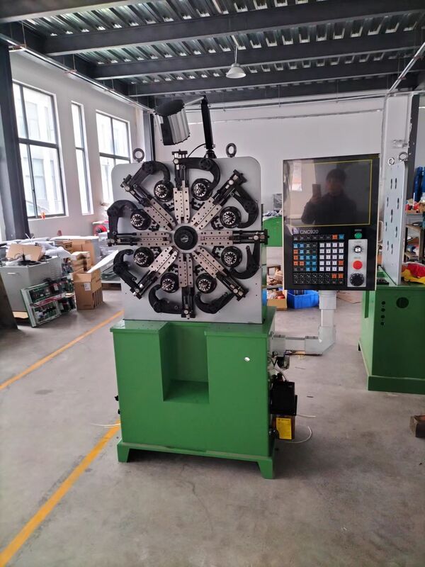 Macchina per la produzione di molle a filo CNC versatile, di diametro da 0,2 a 2,3 mm